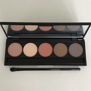 Smashbox Beauty Snapshots Eye Shadow Palette + Brush
